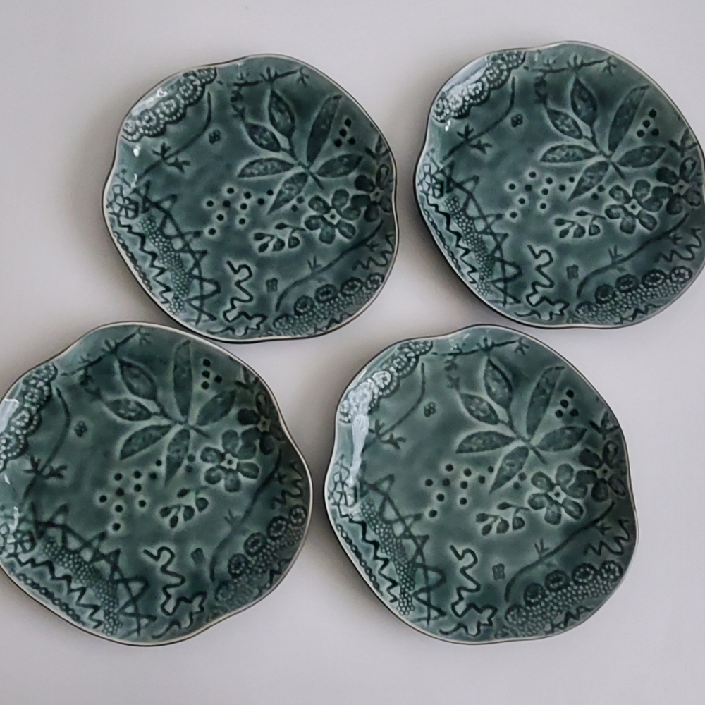Pretty Baroque Holiday Plates Wavy Edge Textured Teal Green & Brown 8.25" * READ